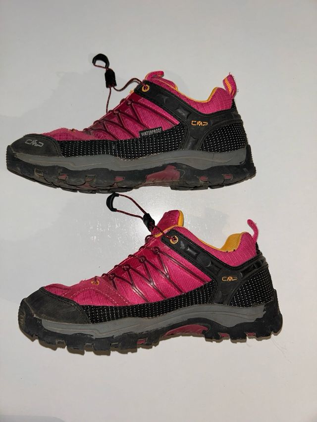 Zapatillas senderismo CMP talla 37 niña. 23cm