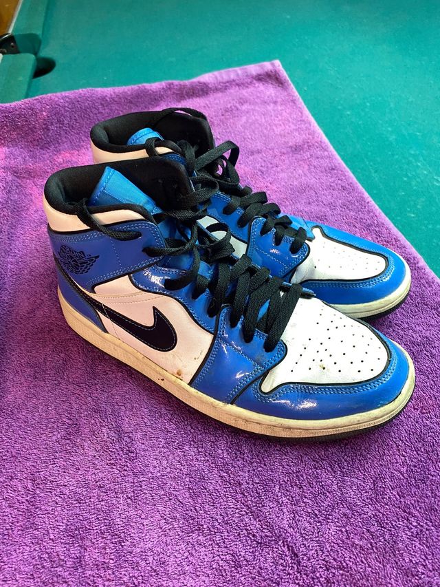 Zapatillas Jordan 1 High Azul y Blanco