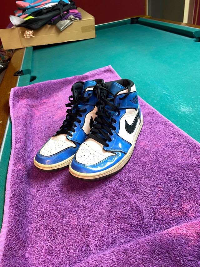 Zapatillas Jordan 1 High Azul y Blanco