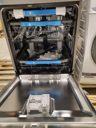 Lavavajillas Independiente LG Serie 4