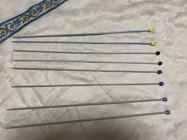 Agujas de tejer variadas