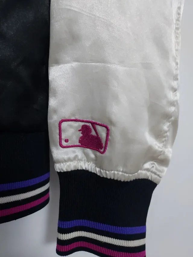 Chaqueta Adidas Yankees Negra y Blanca