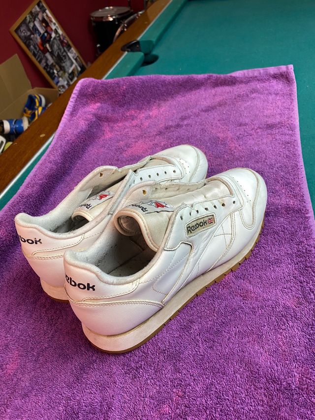 Zapatillas Reebok Clásicas Blancas y Marrones