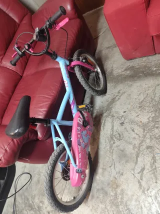 Bicicleta infantil B'TWIN rosa y azul