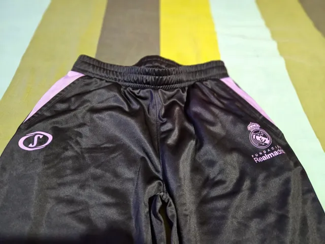 Chándal y equipacion de baloncesto Spalding