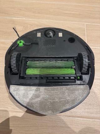 Robot aspirador y friegasuelos Roomba Combo i5+