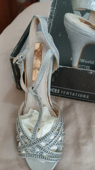 Sandalias Xti plateadas fiesta