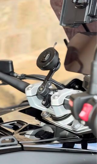 Soporte Móvil Moto GRXplore