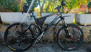 Bicicleta SCOTT CARBONO Doble suspensión