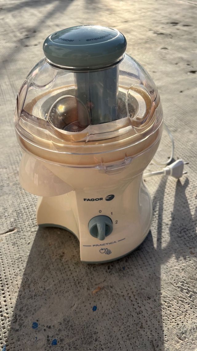 Licuadora Fagor Practica LC-320