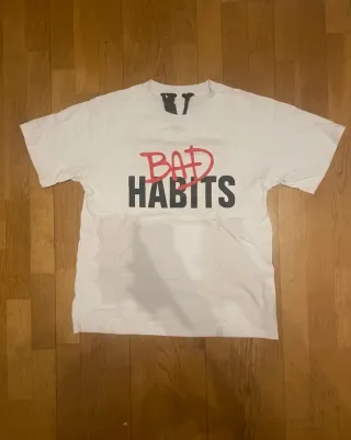 Camiseta VLONE Bad Habits Blanca
