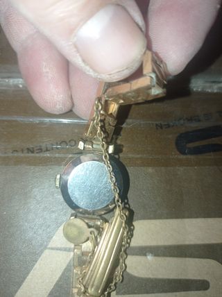 reloj EDOX  antiguo . para reparar el cristal