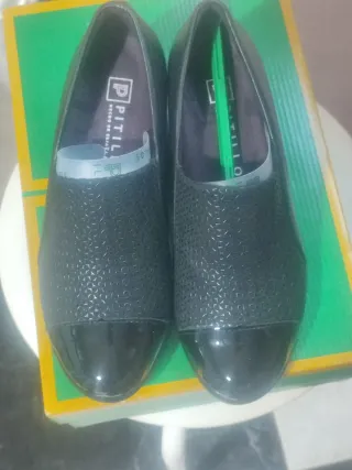 Zapatos Pitillos Talla 35 Negros Nuevos