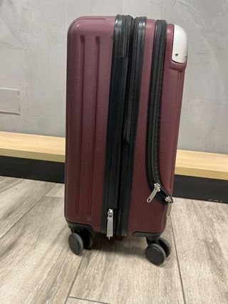 Maleta Level 8 granate