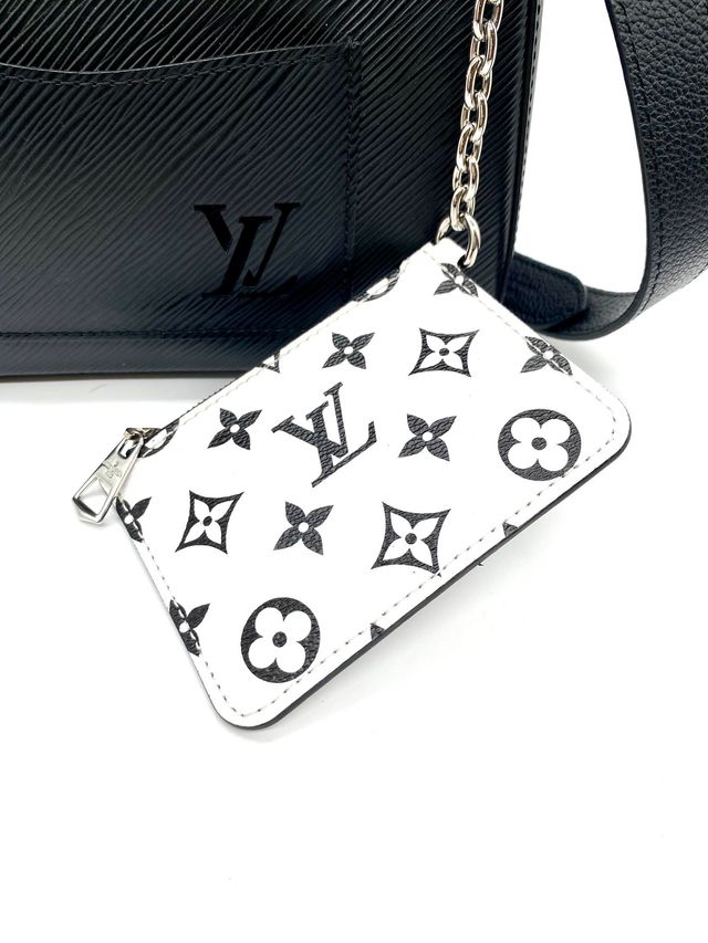 Bolso Louis Vuitton Marelle Negro y Blanco