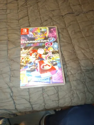 Nintendo Switch con 8 giochi