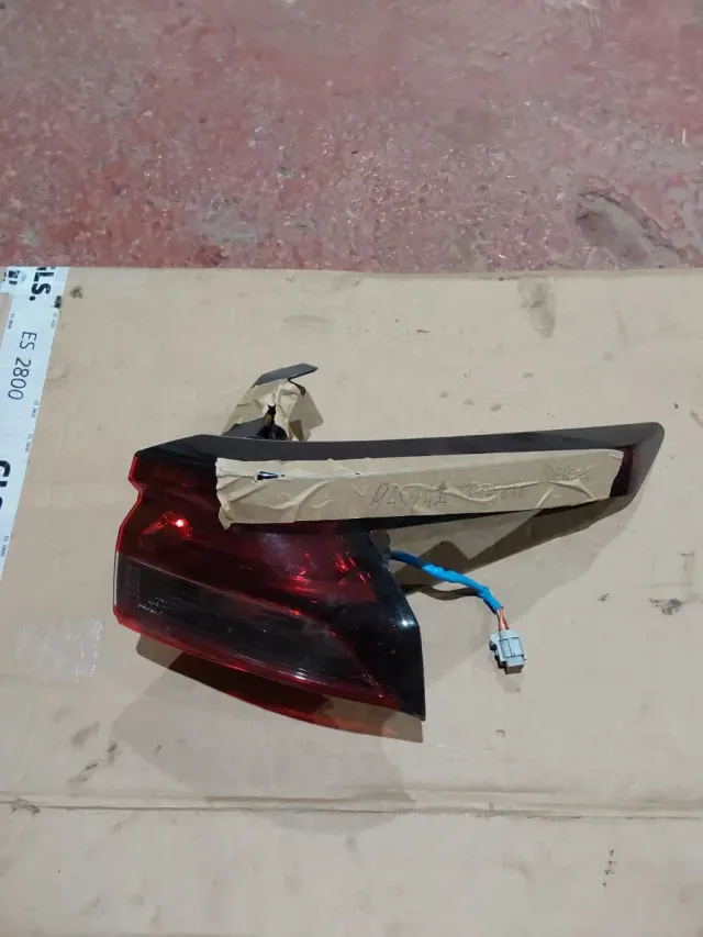 Pilotos traseros Qashqai 2022