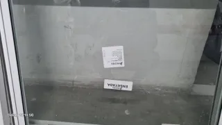 Ventana corredera con persiana