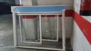 Ventana corredera con persiana