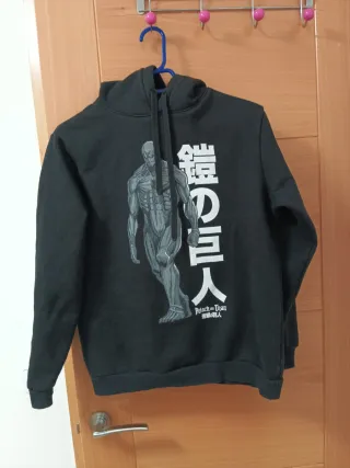 Sudadera Attack on Titan Negra