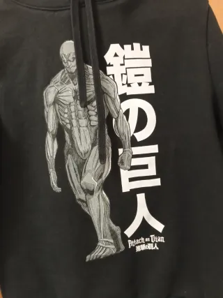 Sudadera Attack on Titan Negra