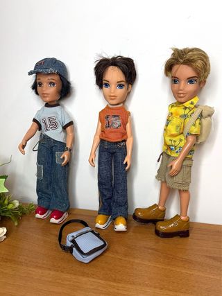 Lotto Bratz Boyz MGA con outfit originali