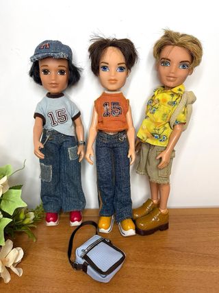 Lotto Bratz Boyz MGA con outfit originali