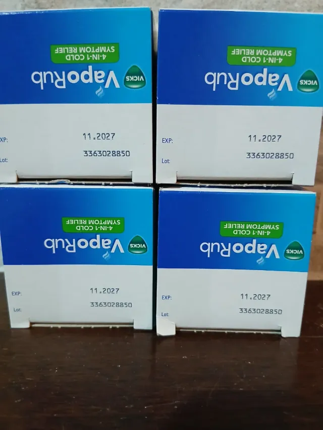 4 Crema Vicks VapoRub 50g