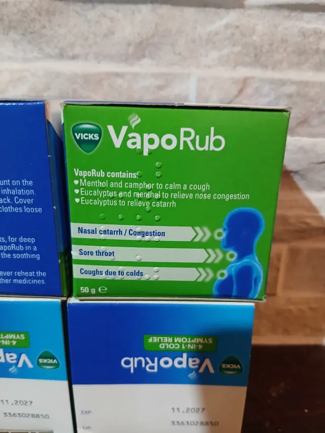 4 Crema Vicks VapoRub 50g