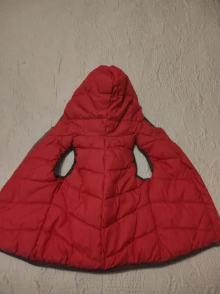 Dos Chalecos de niña Zara