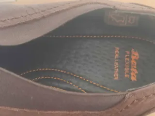 Zapatos Bata Marrones de piel Talla 36