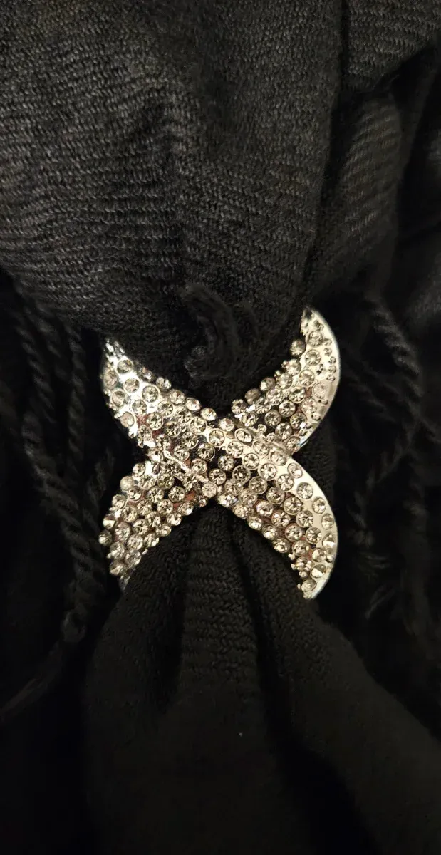 Fermacravatta con brillanti