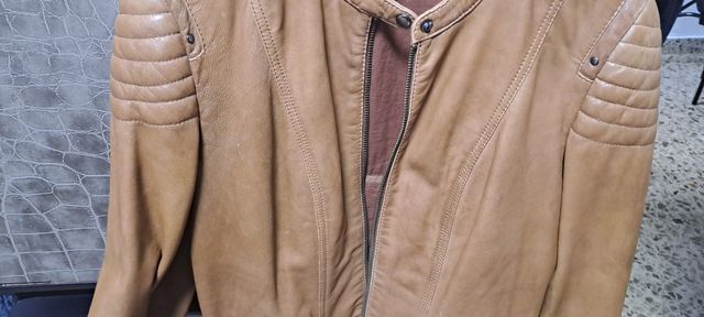 Chaqueta de piel Naf Naf marrón