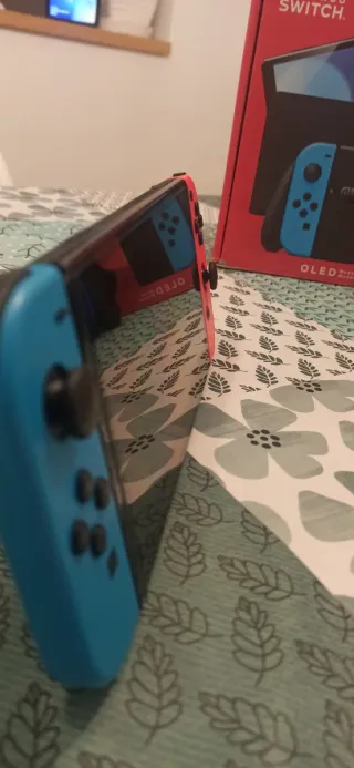 Nintendo Switch OLED Azul/Rojo