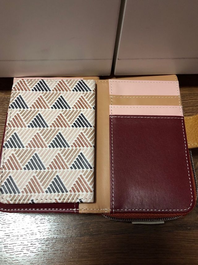 Pack 2 monederos con diseño de chica y violín