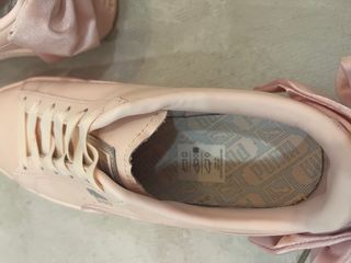 Zapatillas Puma Basket Rosa con Lazos