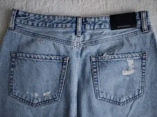 Falda vaquera Stradivarius desgastada