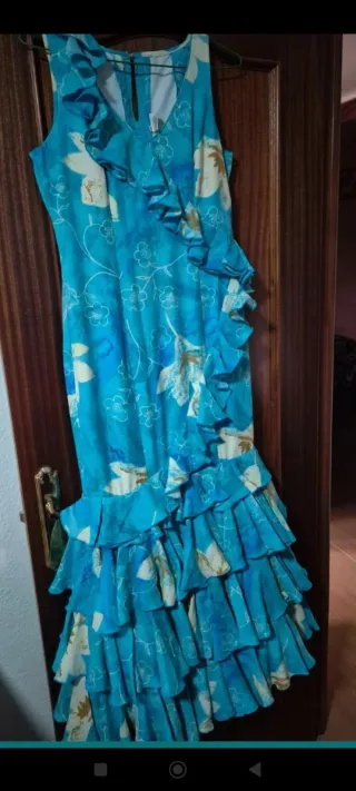 Traje Flamenca Azul con Flores