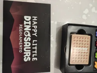 Happy Little Dinosaurs Gioco Base + Espansione