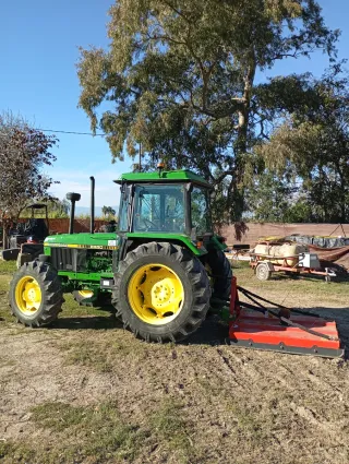 Se ofrece todo tipo de trabajos agrícolas