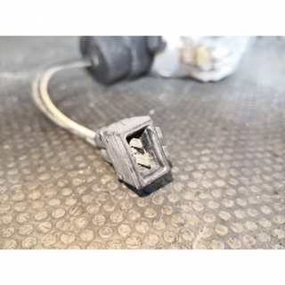 FARO ANTINIEBLA IZQUIERDO