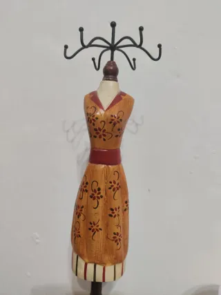 Organizador de joyas tipo maniquí