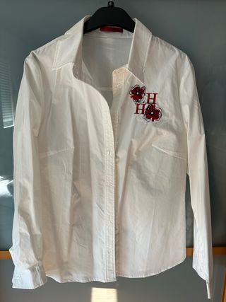 Camisa Carolina Herrera Flores Bordadas