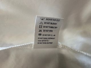 Camisa Carolina Herrera Flores Bordadas