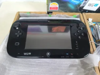 Nintendo Wii U Mario Kart 8 Premium Pack