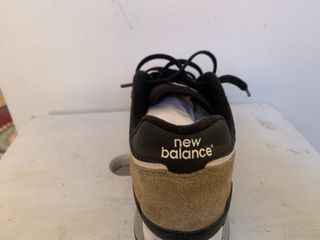 New Balance  446 Tenis Negro y Café