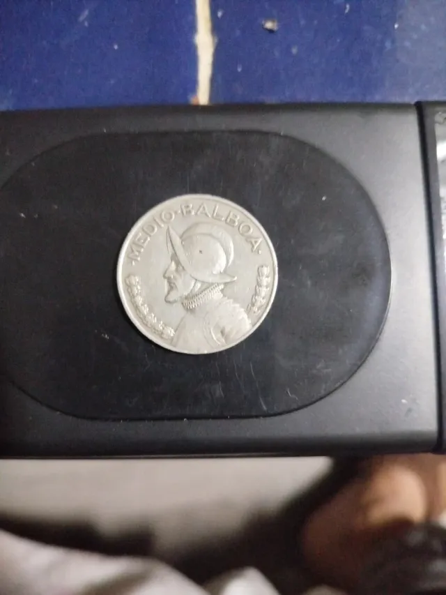 Moneda de Plata Medio Balboa