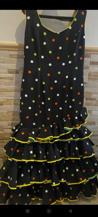 Traje de flamenca con lunares