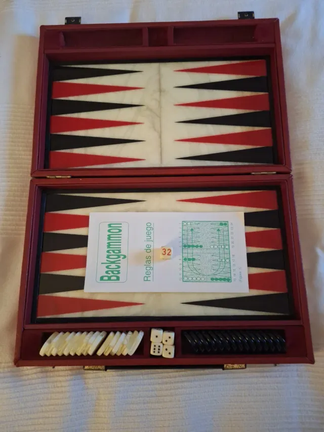 Juego de Backgammon de cuero rojo