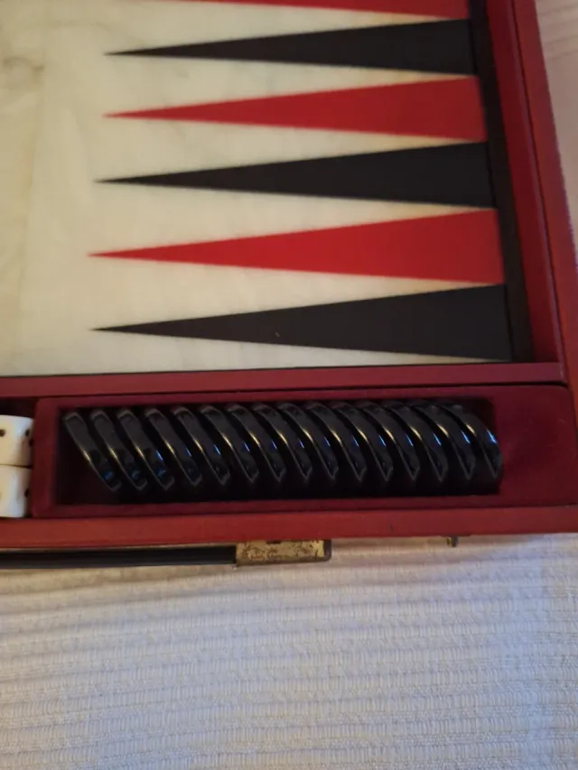 Juego de Backgammon de cuero rojo